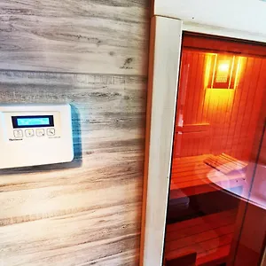  Апартаменты Sauna, Big Jacuzzi , Khreshchatyk Украина